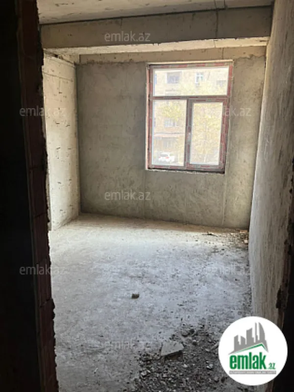 Satılır 3 otaqlı yeni tikili 130 m²