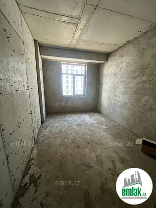 Satılır 3 otaqlı yeni tikili 130 m²