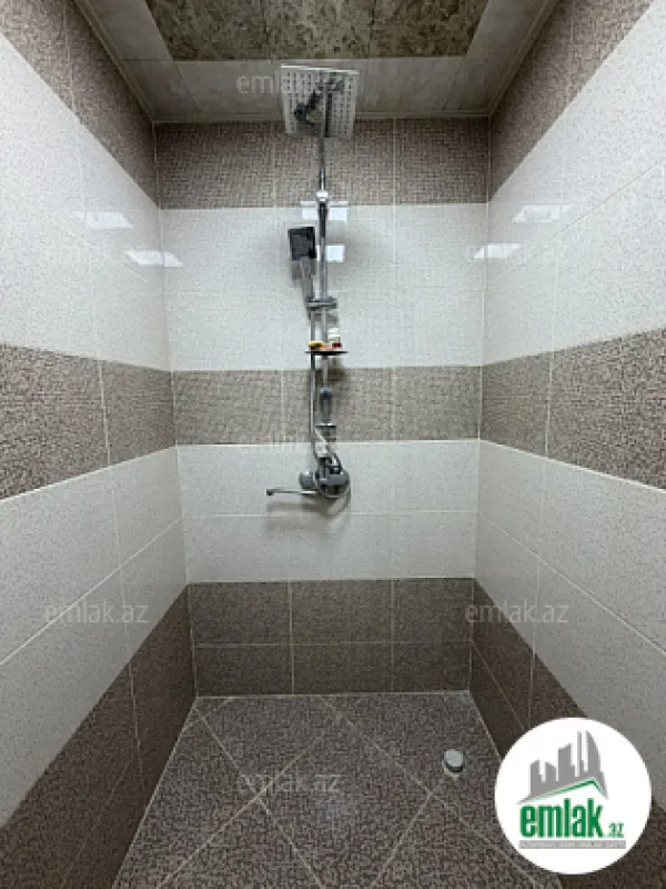 Satılır 3 otaqlı yeni tikili 75 m²