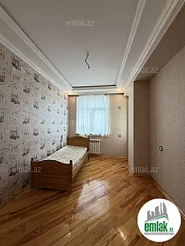 Satılır 3 otaqlı yeni tikili 75 m²