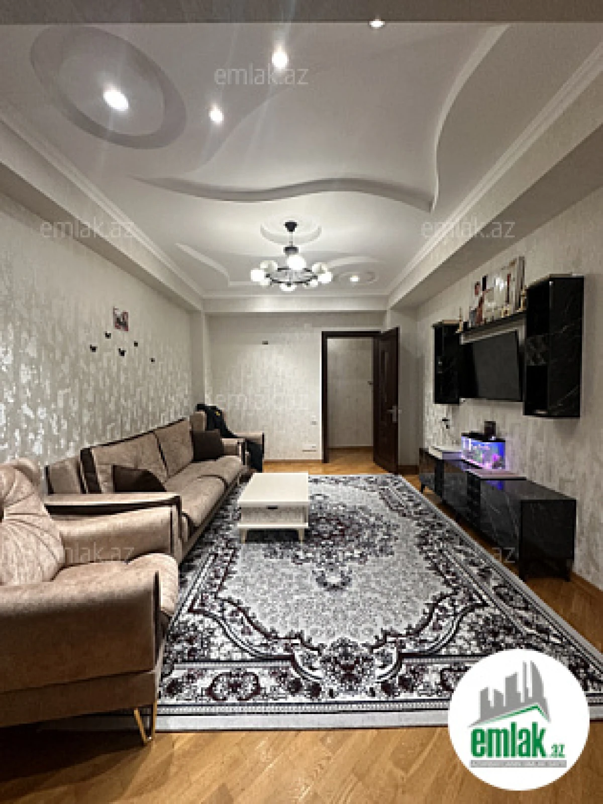Satılır 3 otaqlı yeni tikili 76 m²