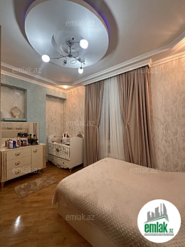 Satılır 3 otaqlı yeni tikili 76 m²