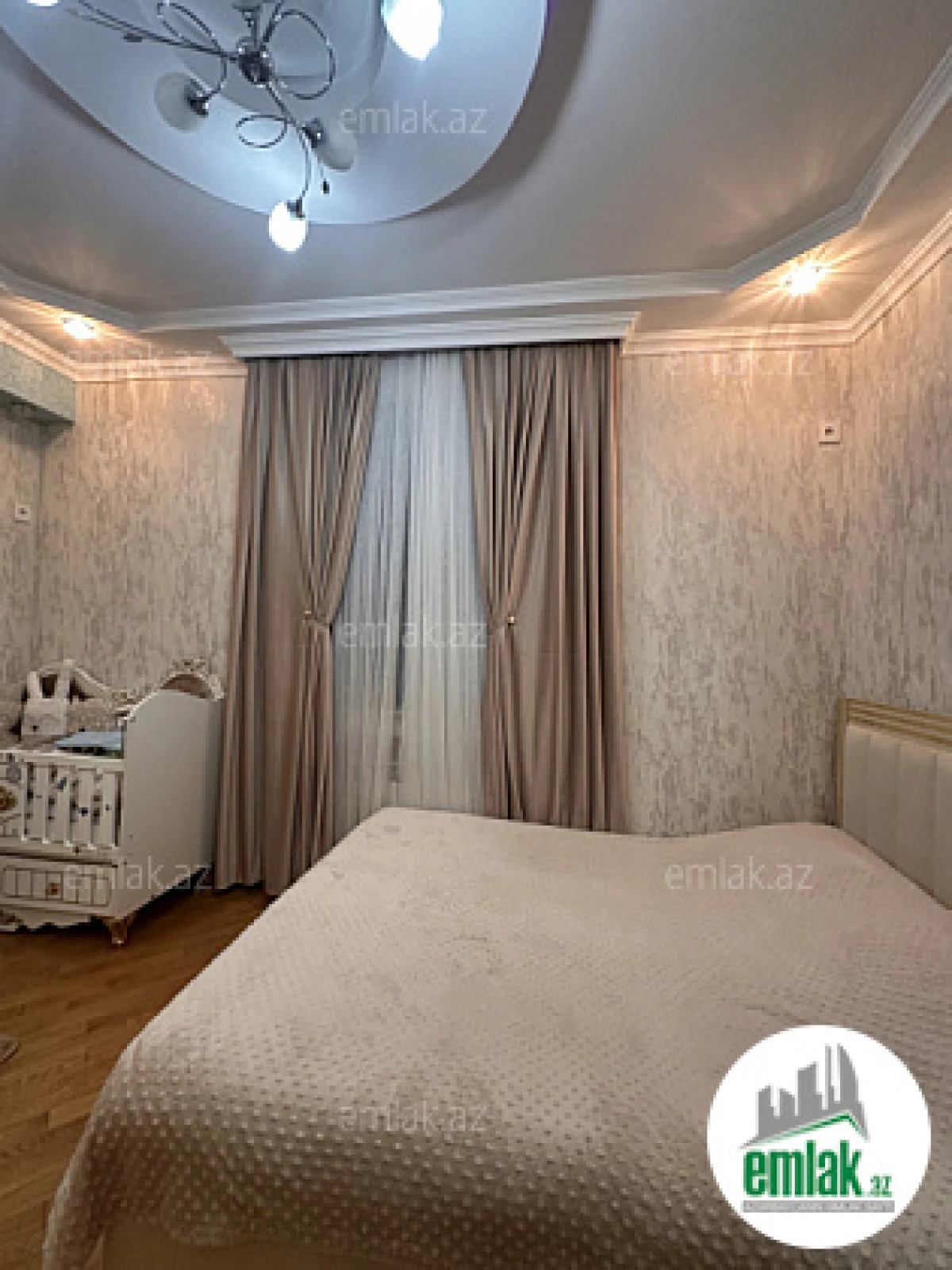 Satılır 3 otaqlı yeni tikili 76 m²