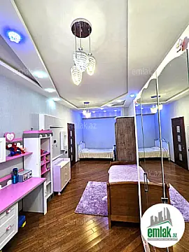 Satılır 4 otaqlı yeni tikili 207 m²