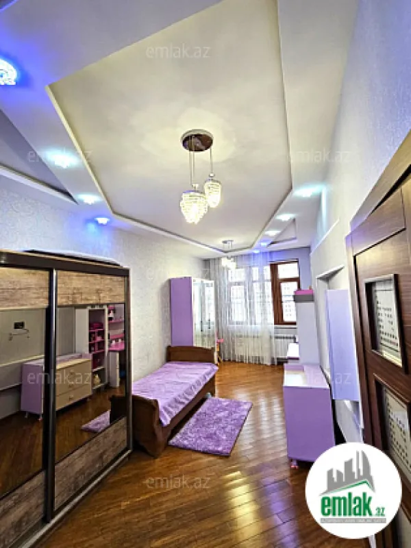 Satılır 4 otaqlı yeni tikili 207 m²