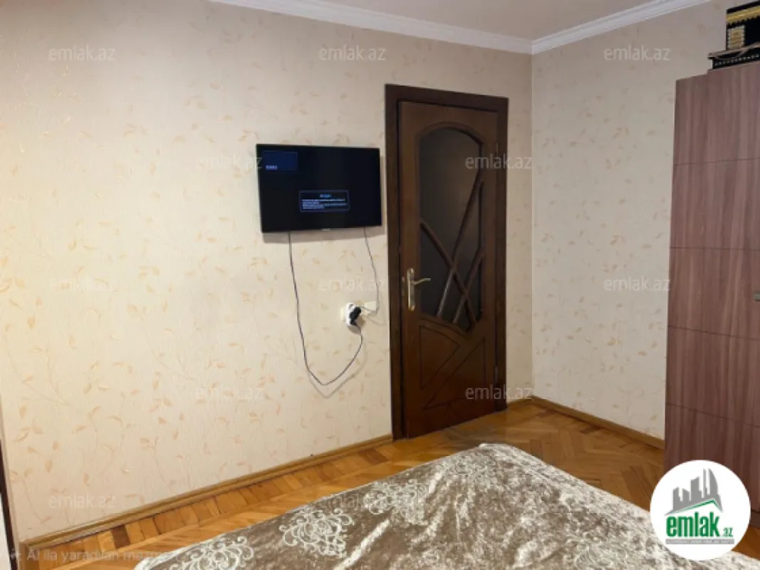 Satılır 3 otaqlı köhnə tikili 70 m²