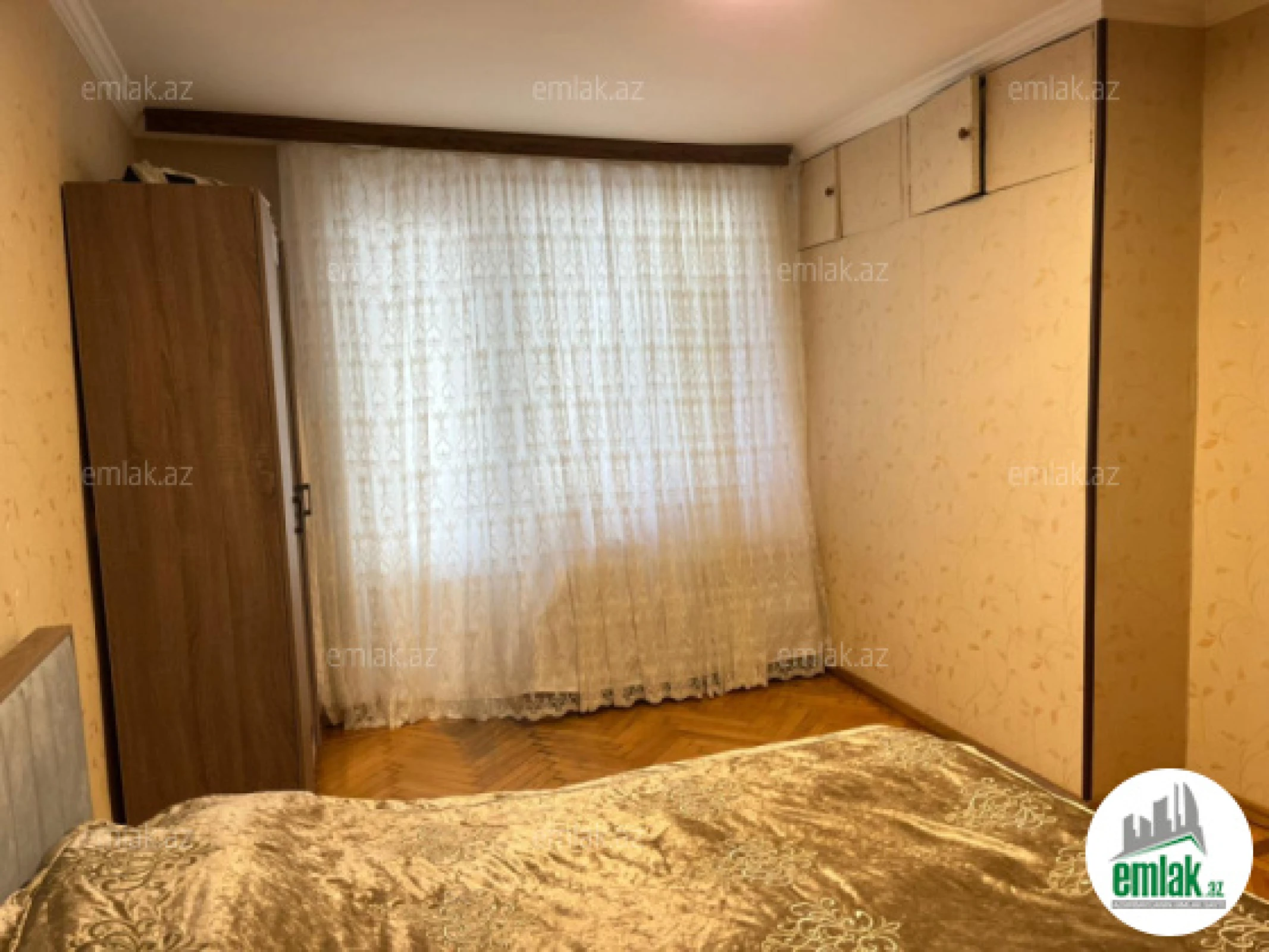 Satılır 3 otaqlı köhnə tikili 70 m²