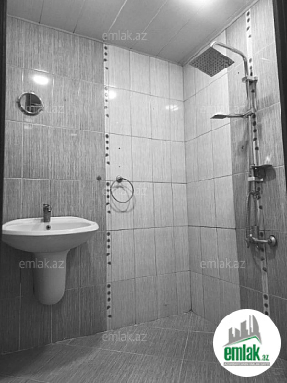 Satılır 3 otaqlı köhnə tikili 70 m²