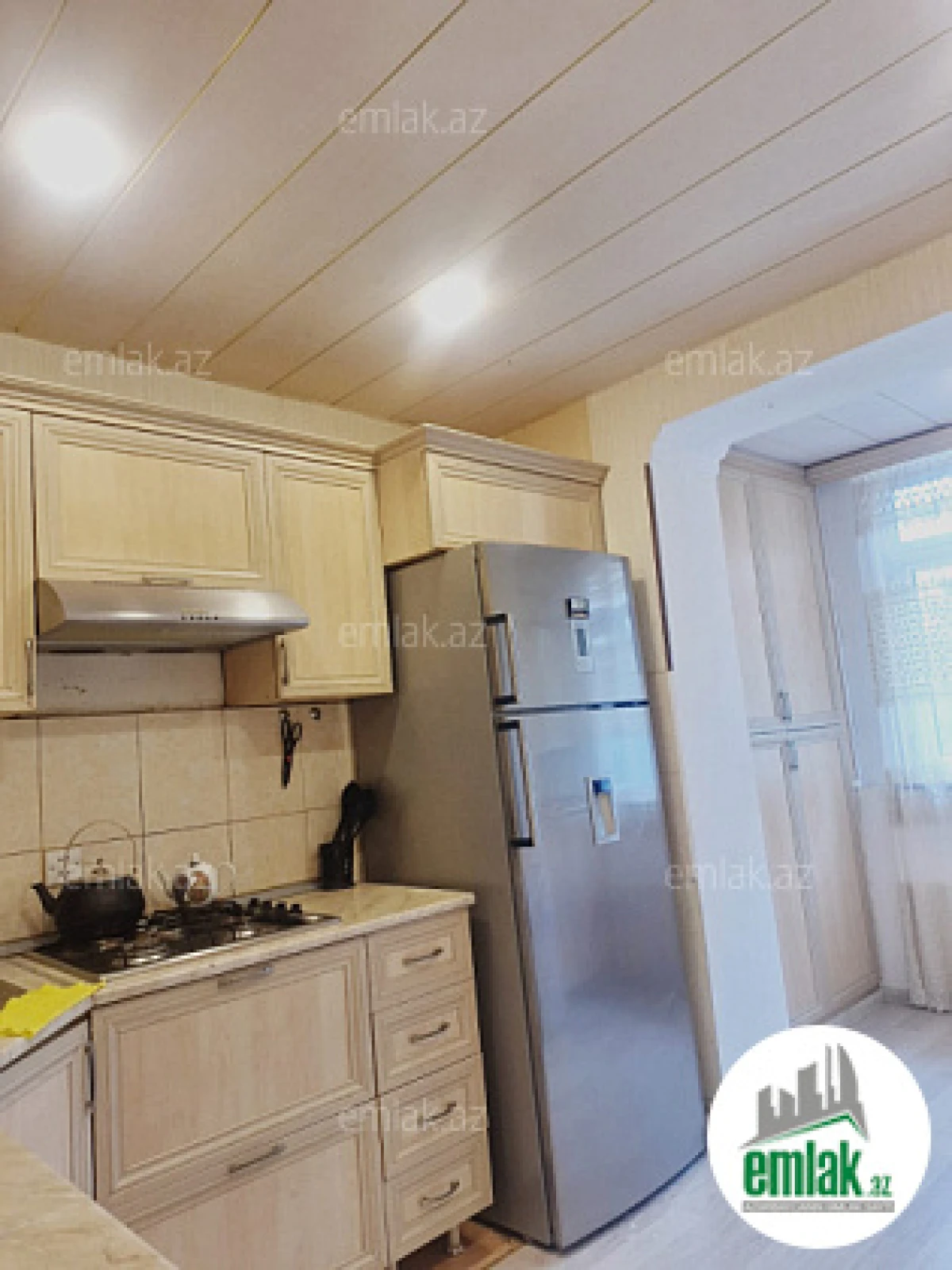 Satılır 3 otaqlı köhnə tikili 70 m²