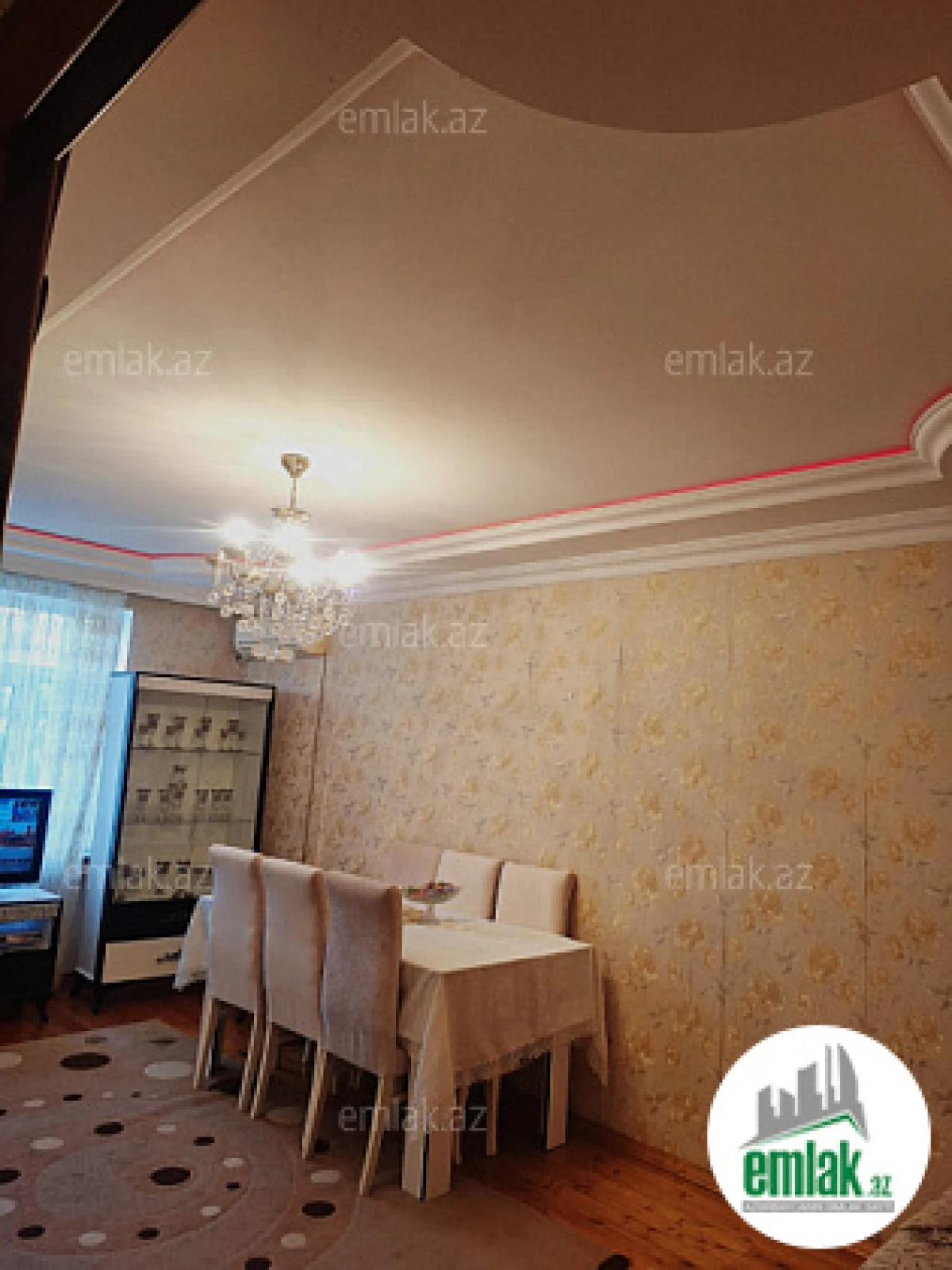 Satılır 3 otaqlı köhnə tikili 70 m²