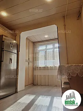 Satılır 3 otaqlı köhnə tikili 70 m²