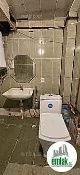 Satılır 2 otaqlı köhnə tikili 56 m²