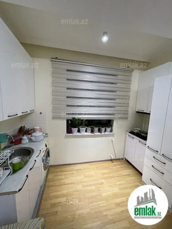 Satılır 3 otaqlı yeni tikili 85 m²