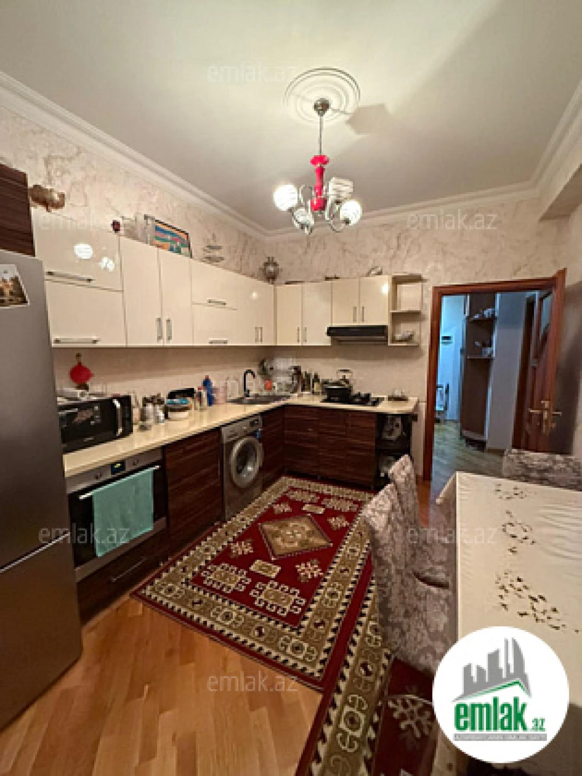 Satılır 3 otaqlı yeni tikili 75 m²