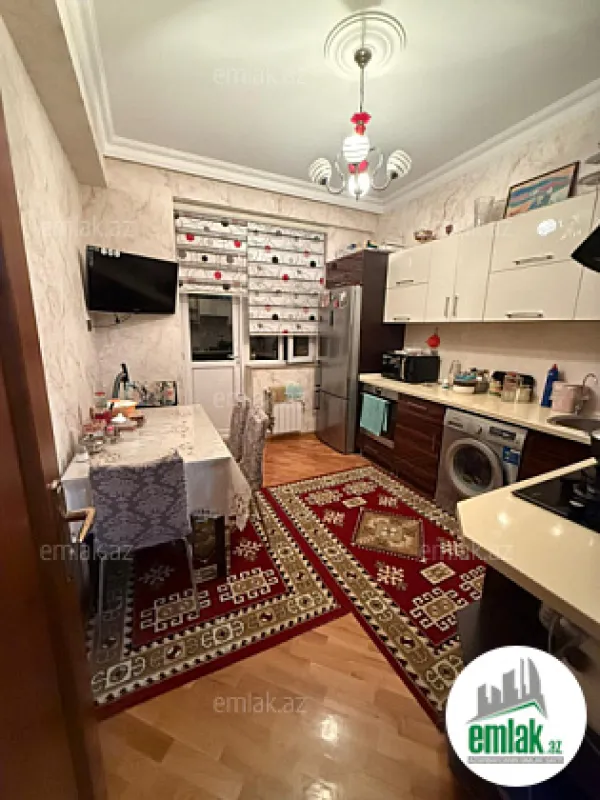 Satılır 3 otaqlı yeni tikili 75 m²