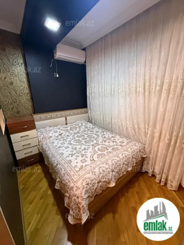 Satılır 3 otaqlı yeni tikili 75 m²