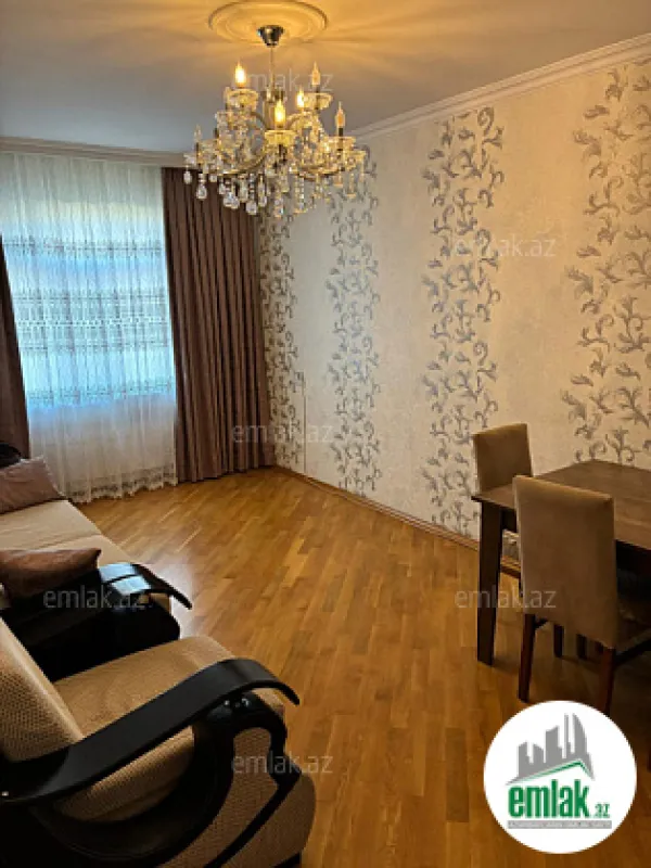 Satılır 3 otaqlı köhnə tikili 85 m²