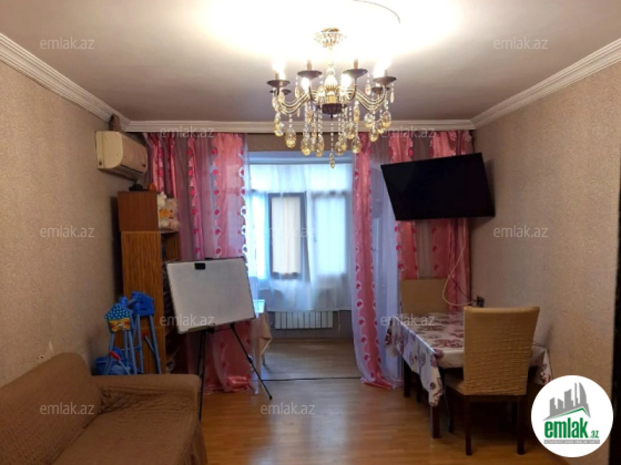 Satılır 3 otaqlı köhnə tikili 60 m²