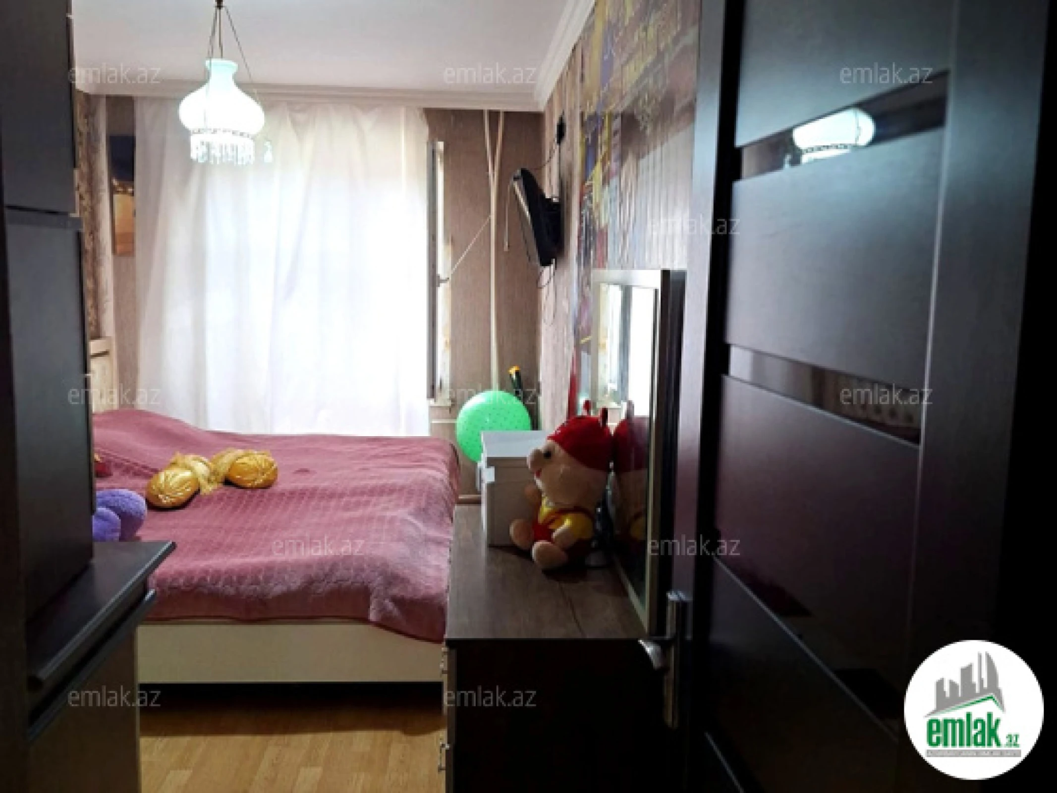 Satılır 3 otaqlı köhnə tikili 60 m²