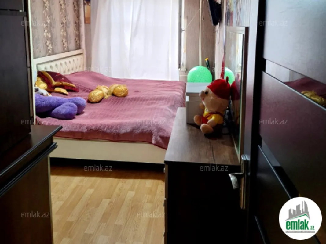Satılır 3 otaqlı köhnə tikili 60 m²
