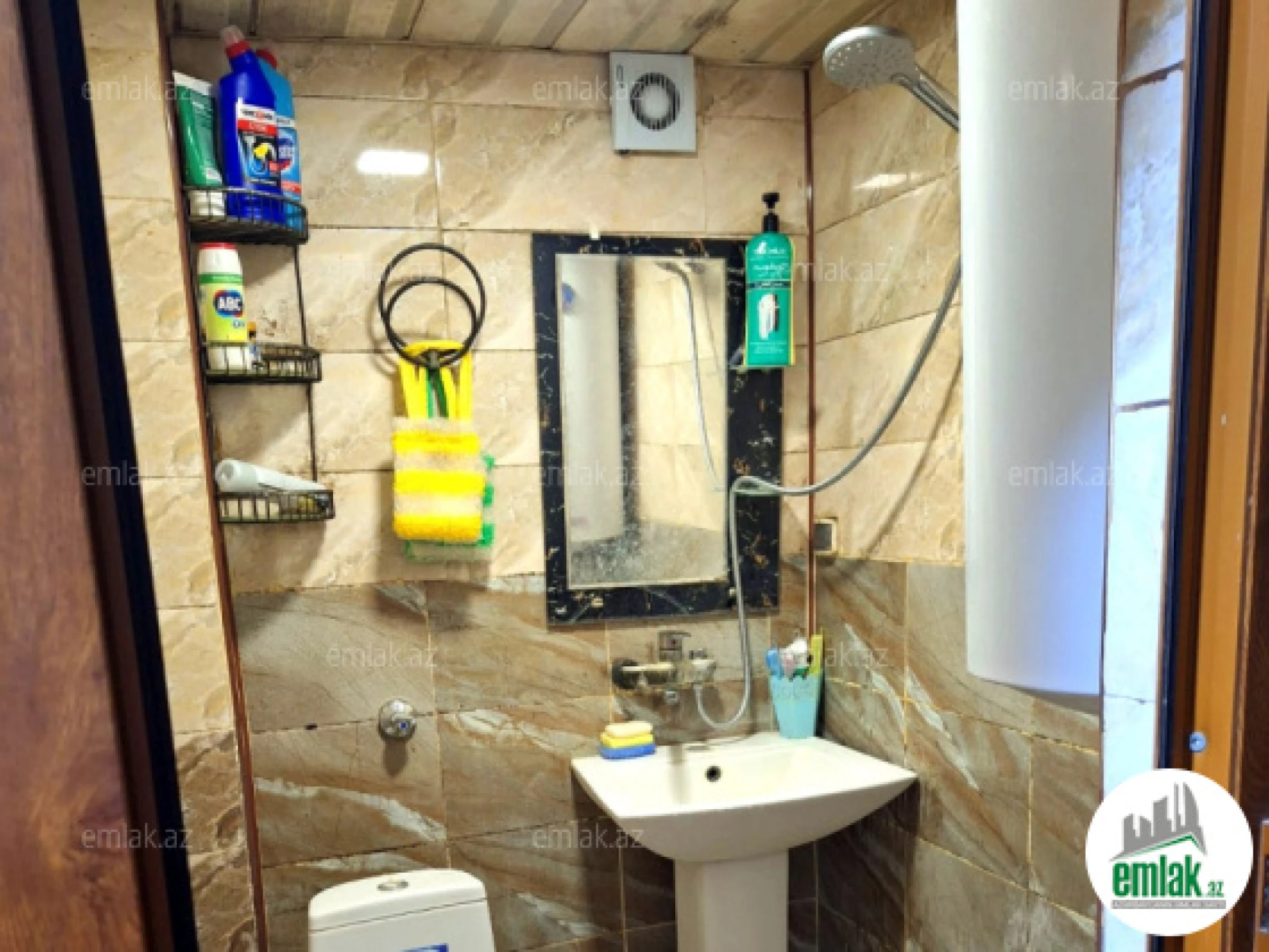 Satılır 3 otaqlı köhnə tikili 60 m²