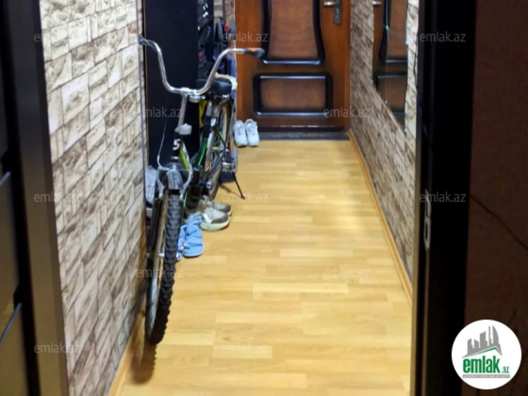 Satılır 3 otaqlı köhnə tikili 60 m²