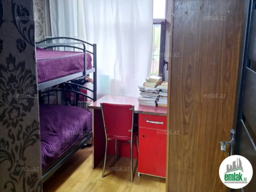 Satılır 3 otaqlı köhnə tikili 60 m²