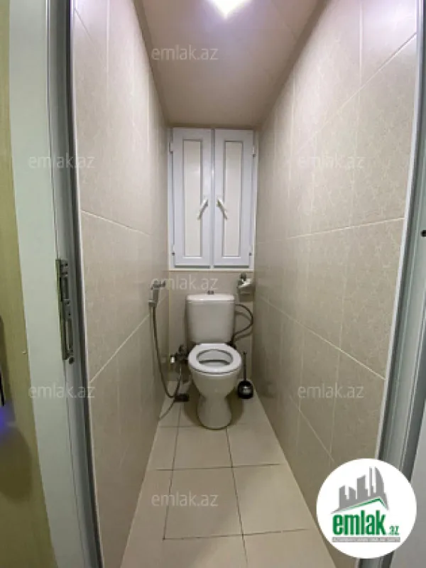 Satılır 5 otaqlı köhnə tikili 110 m²