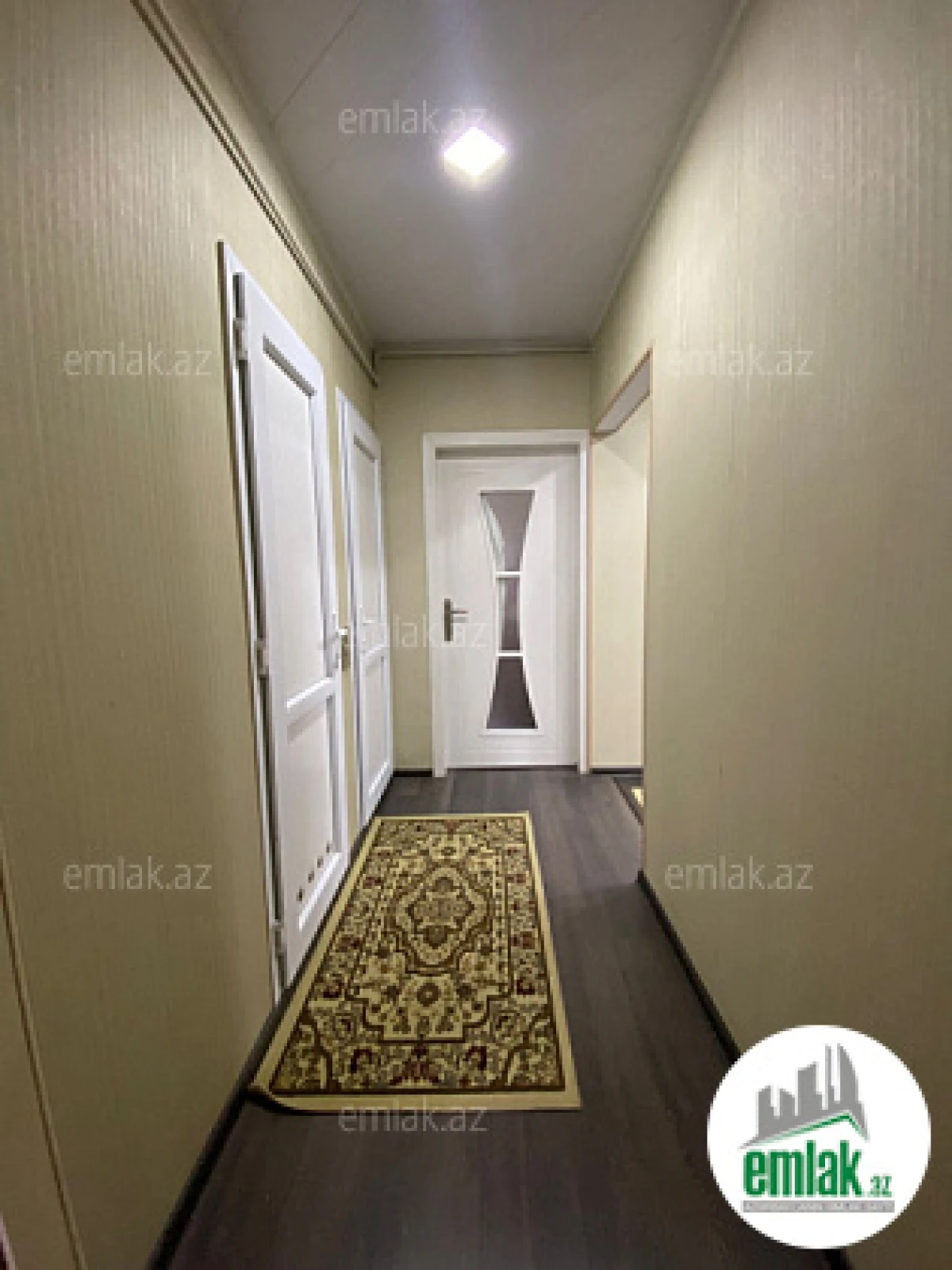 Satılır 5 otaqlı köhnə tikili 110 m²