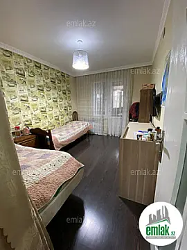 Satılır 5 otaqlı köhnə tikili 110 m²