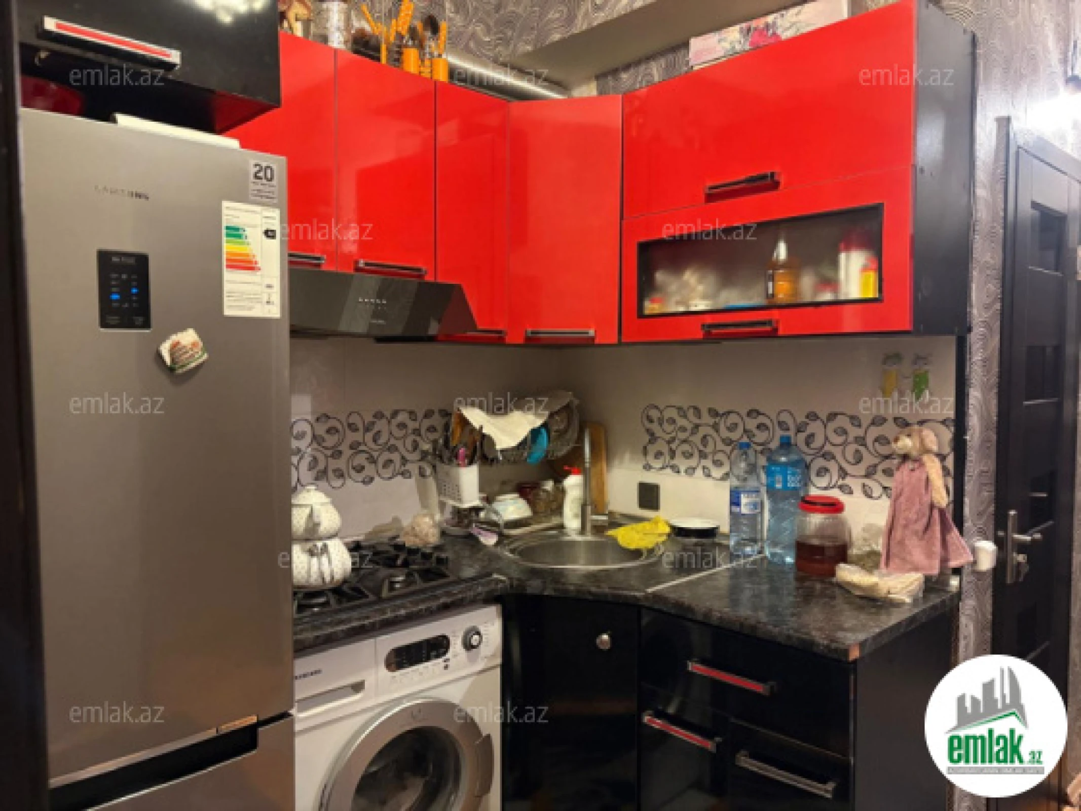 Satılır 2 otaqlı yeni tikili 50 m²