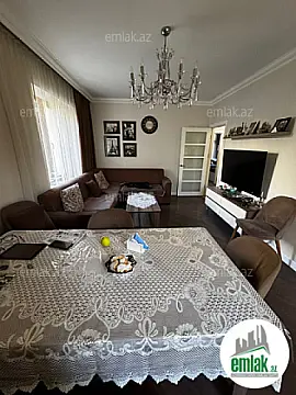 Satılır 5 otaqlı köhnə tikili 97 m² — Bakı 5 otaq 97.00 m²