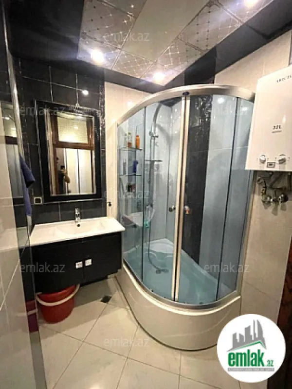 Satılır 5 otaqlı köhnə tikili 125 m²