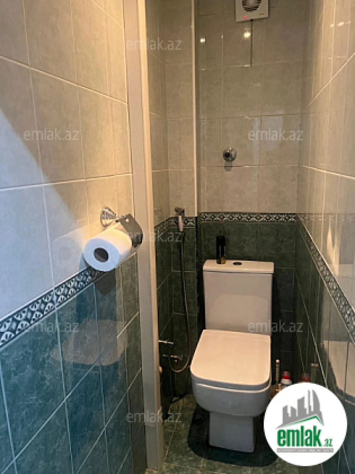 Satılır 3 otaqlı köhnə tikili 80 m²
