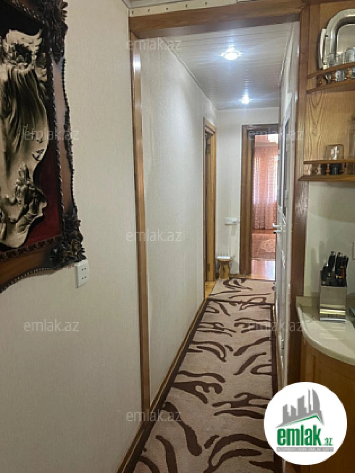 Satılır 3 otaqlı köhnə tikili 80 m²