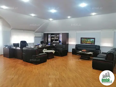 Satılır 8 otaqlı həyət evi 670 m²