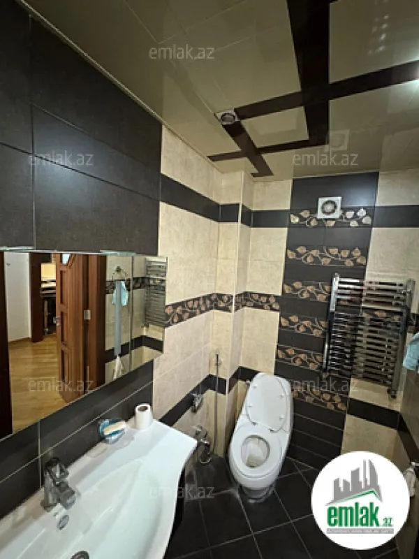 Satılır 3 otaqlı yeni tikili 175 m²