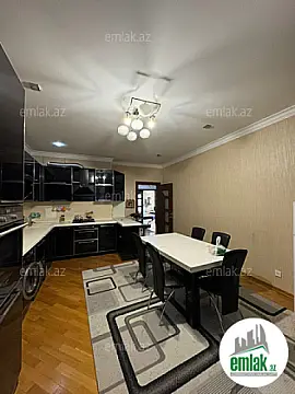 Satılır 3 otaqlı yeni tikili 175 m²