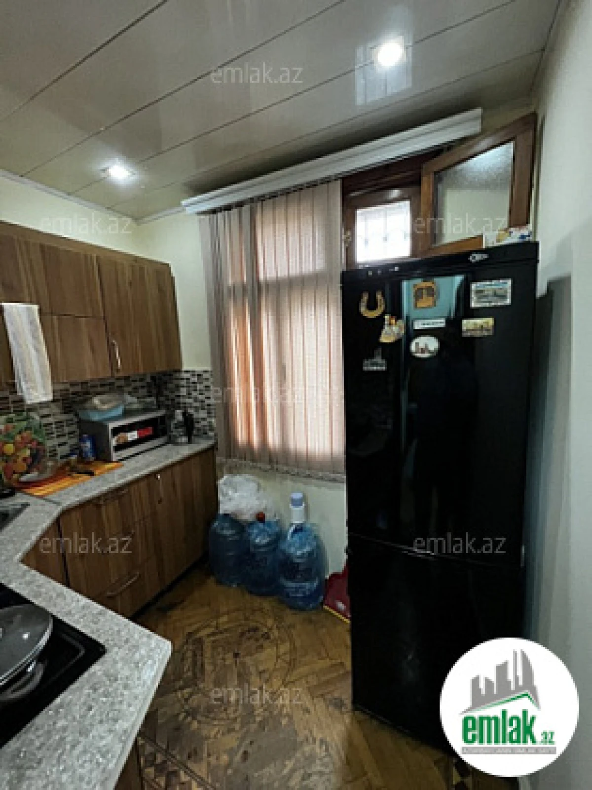 Satılır 1 otaqlı köhnə tikili 35 m²