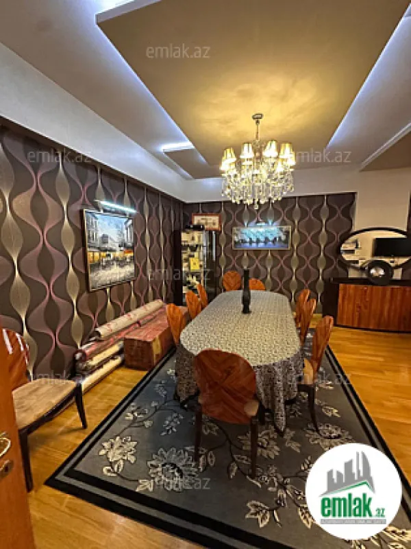 Satılır 3 otaqlı yeni tikili 185 m²
