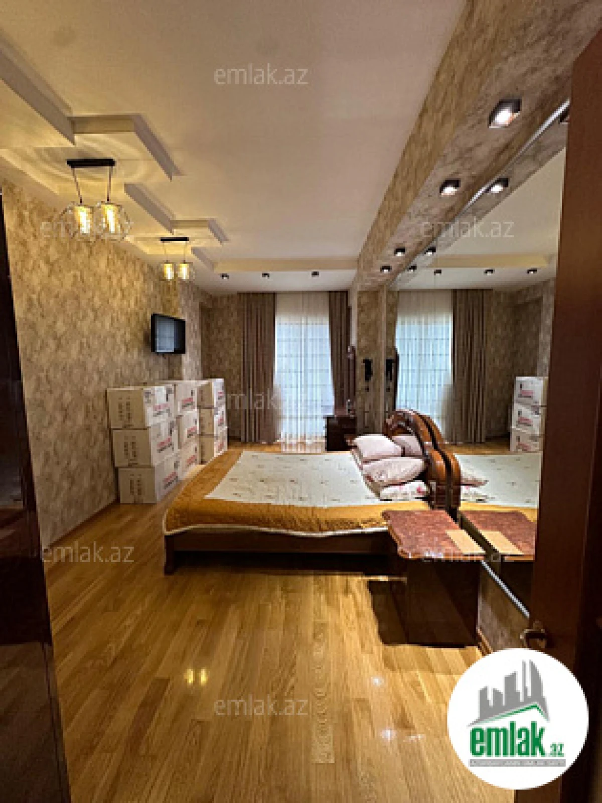 Satılır 3 otaqlı yeni tikili 185 m²