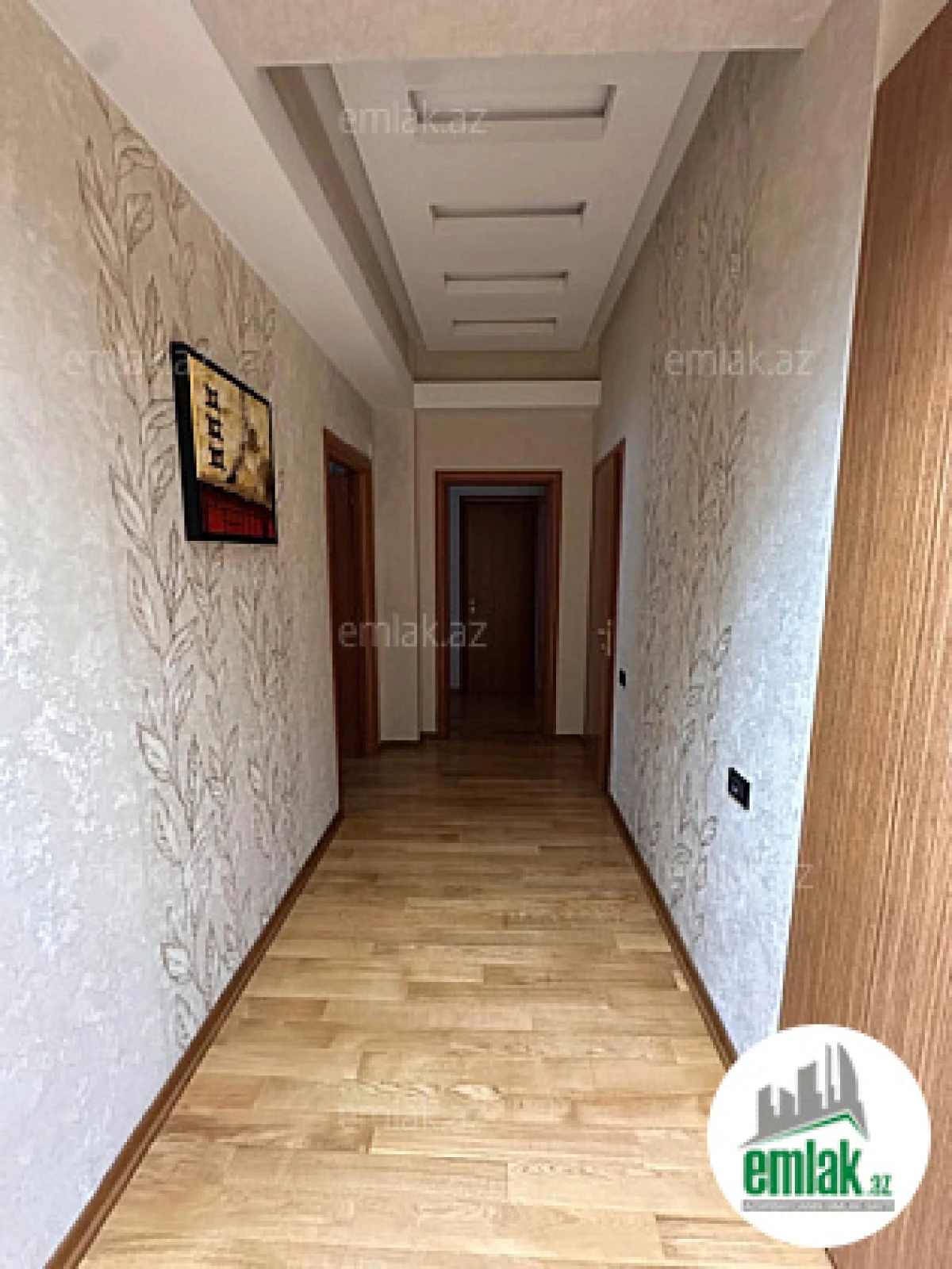 Satılır 3 otaqlı yeni tikili 185 m²