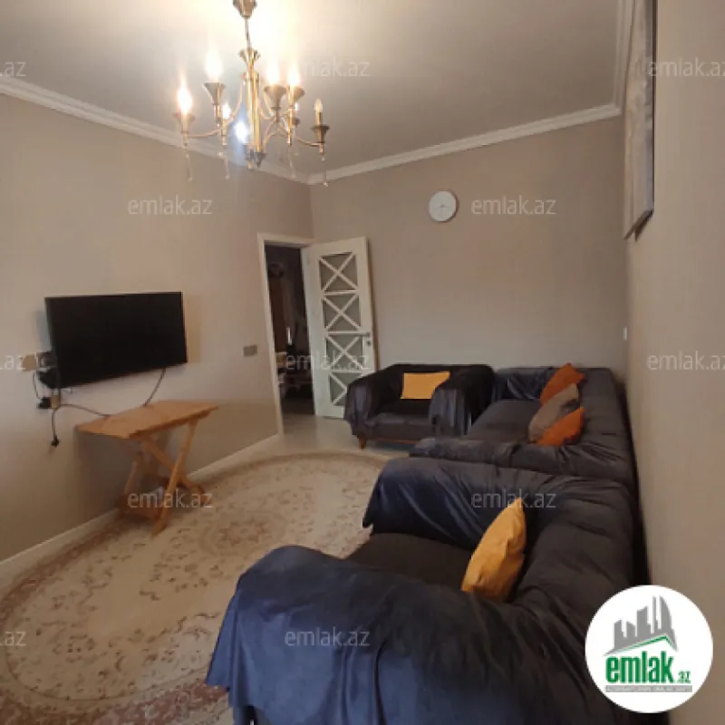 Satılır 3 otaqlı köhnə tikili 70 m²