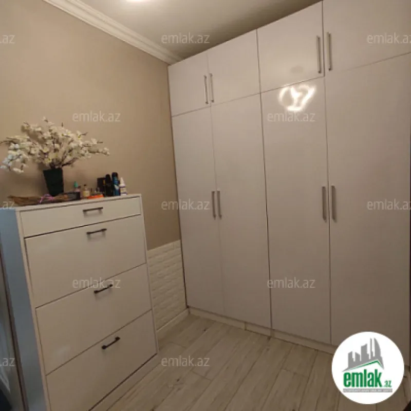 Satılır 3 otaqlı köhnə tikili 70 m²