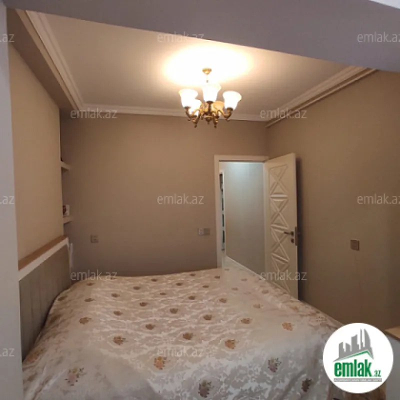 Satılır 3 otaqlı köhnə tikili 70 m²