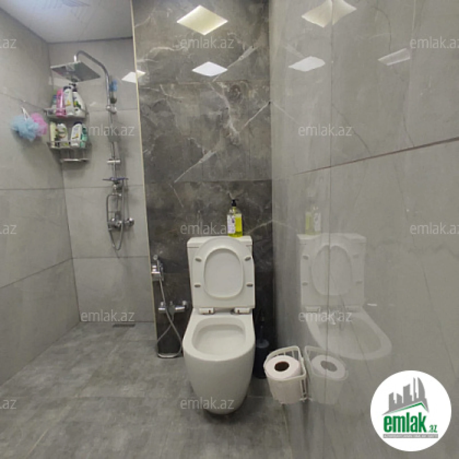 Satılır 3 otaqlı köhnə tikili 70 m²