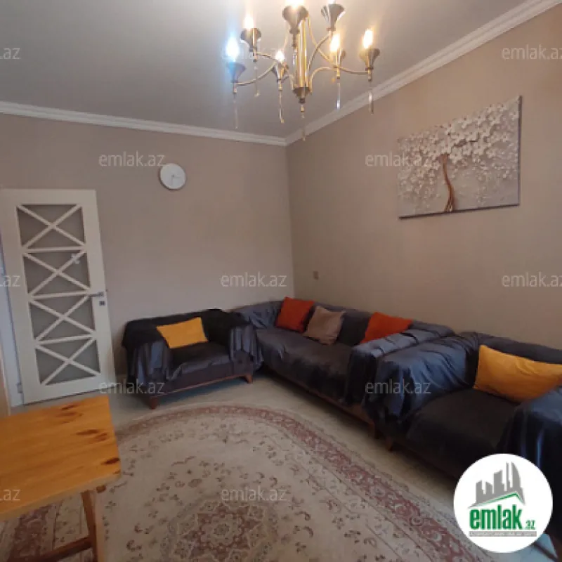 Satılır 3 otaqlı köhnə tikili 70 m²