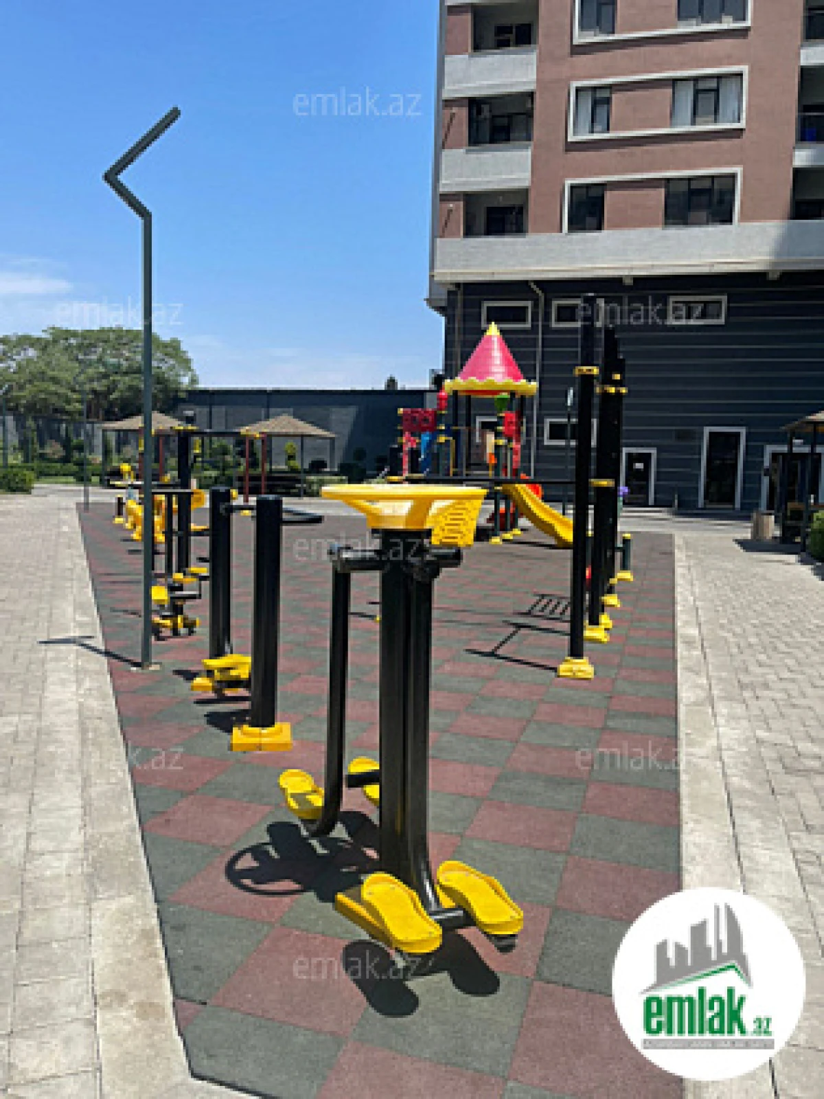 Satılır 2 otaqlı yeni tikili 110 m²