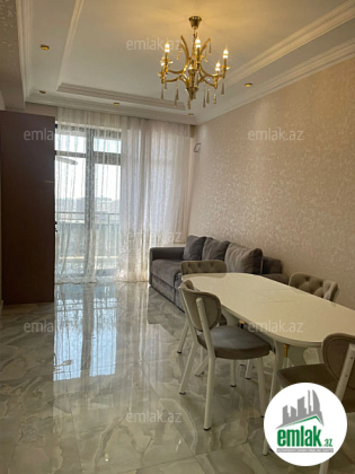 Satılır 2 otaqlı yeni tikili 110 m²