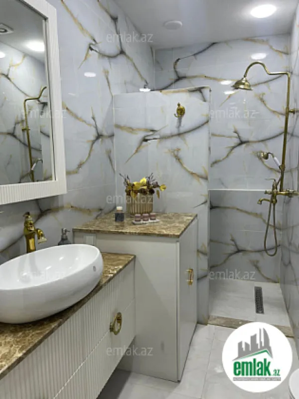 Satılır 2 otaqlı yeni tikili 110 m²